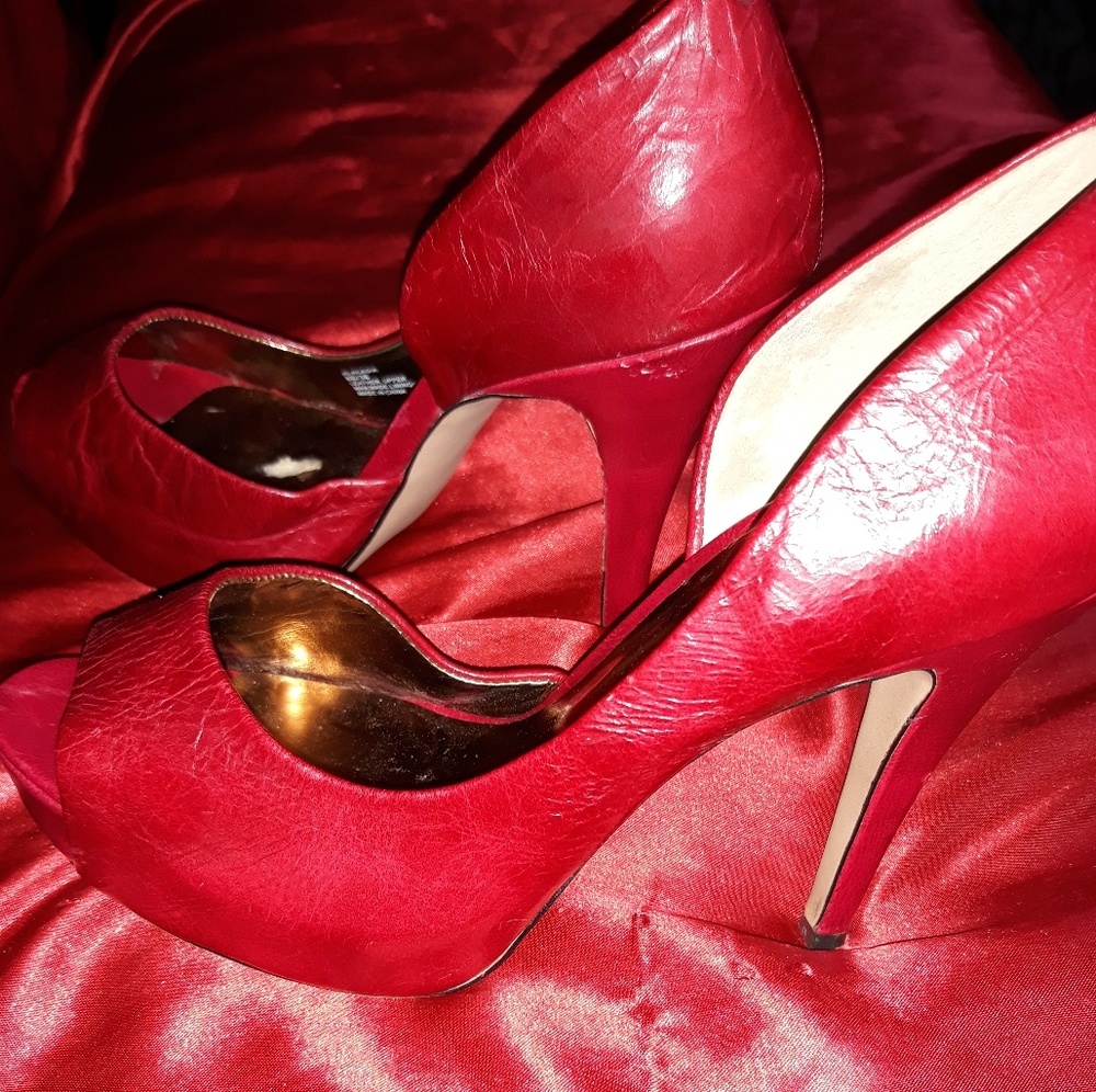 Jessica Simpson leather EUC